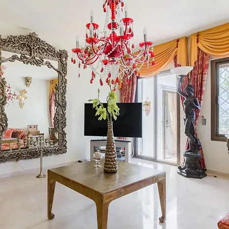 Villa Royal Empire *